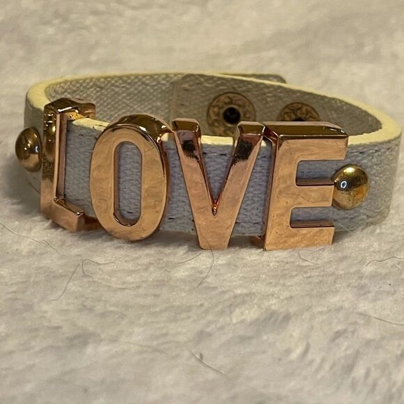 BCBGeneration Lot of two Cuff Bracelet FAITH LOVE Silver, Rose Gold on White - Picture 3 of 8